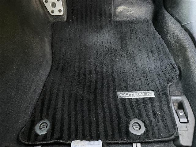 ガリバーグループでは主要メーカー、主要車種をお取り扱いしております。全国約４６０店舗の在庫の中からお客様にピッタリの一台をご提案します。