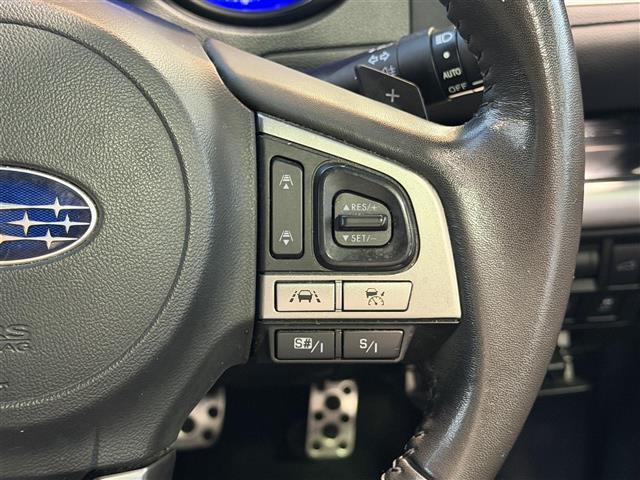 気になる車はすぐにお問い合わせください！画面右側の００６６から始まる無料ダイヤルからお問い合わせ下さい！専門スタッフがお車のご質問にお答えいたします！