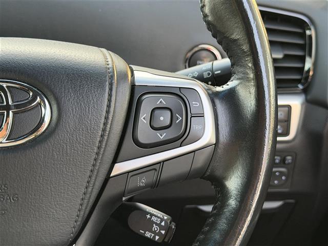 ガラスコーティング、ナビゲーション、ＥＴＣなど、その他のパーツの取り付けお見積もりのご相談も承っております！！クルマのこと何でもお任せください！