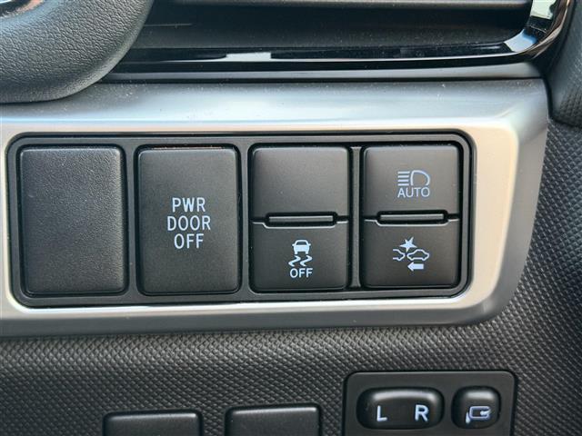 気になる車はすぐにお問い合わせください！画面右側の００６６から始まる無料ダイヤルからお問い合わせ下さい！専門スタッフがお車のご質問にお答えいたします！