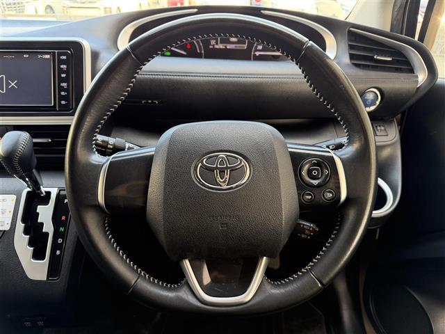 シエンタ Ｇ　グランパー　純正ナビ／ＣＤ／ＢＴ／ＳＤ／フルセグＴＶ／ＥＴＣ／バックカメラ／両側パワースライドドア／衝突軽減ブレーキ／クルーズコントロール／前方ドライブレコーダー／オートハイビーム／ヘッドライトレベライザー（6枚目）