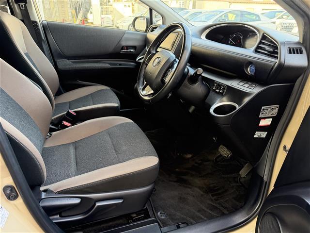 シエンタ Ｇ　グランパー　純正ナビ／ＣＤ／ＢＴ／ＳＤ／フルセグＴＶ／ＥＴＣ／バックカメラ／両側パワースライドドア／衝突軽減ブレーキ／クルーズコントロール／前方ドライブレコーダー／オートハイビーム／ヘッドライトレベライザー（21枚目）