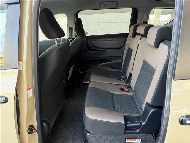 シエンタ Ｇ　グランパー　純正ナビ／ＣＤ／ＢＴ／ＳＤ／フルセグＴＶ／ＥＴＣ／バックカメラ／両側パワースライドドア／衝突軽減ブレーキ／クルーズコントロール／前方ドライブレコーダー／オートハイビーム／ヘッドライトレベライザー（26枚目）