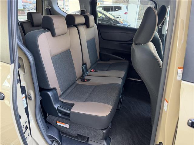 シエンタ Ｇ　グランパー　純正ナビ／ＣＤ／ＢＴ／ＳＤ／フルセグＴＶ／ＥＴＣ／バックカメラ／両側パワースライドドア／衝突軽減ブレーキ／クルーズコントロール／前方ドライブレコーダー／オートハイビーム／ヘッドライトレベライザー（27枚目）