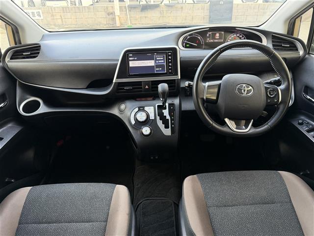 シエンタ Ｇ　グランパー　純正ナビ／ＣＤ／ＢＴ／ＳＤ／フルセグＴＶ／ＥＴＣ／バックカメラ／両側パワースライドドア／衝突軽減ブレーキ／クルーズコントロール／前方ドライブレコーダー／オートハイビーム／ヘッドライトレベライザー（40枚目）