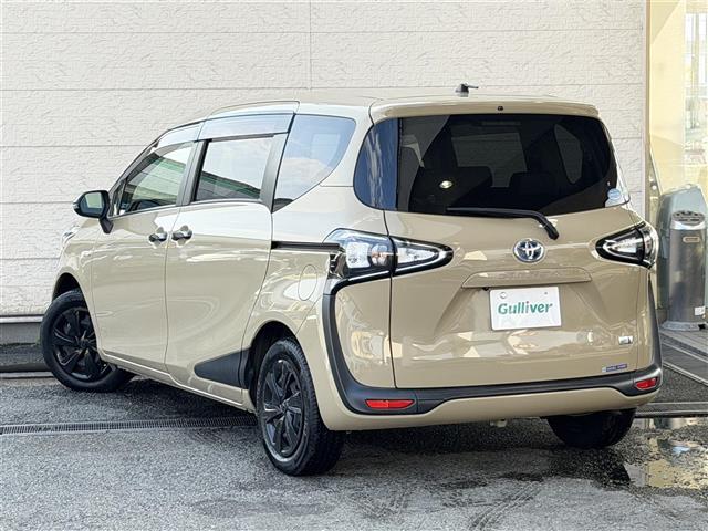 シエンタ Ｇ　グランパー　純正ナビ／ＣＤ／ＢＴ／ＳＤ／フルセグＴＶ／ＥＴＣ／バックカメラ／両側パワースライドドア／衝突軽減ブレーキ／クルーズコントロール／前方ドライブレコーダー／オートハイビーム／ヘッドライトレベライザー（41枚目）