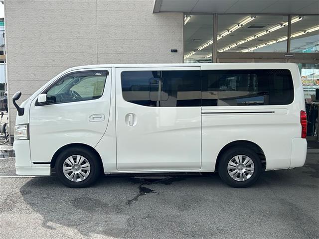 ＮＶ３５０キャラバンバン ライダー　プレミアムＧＸ　／純正ディーラーナビ（ＣＤ／ＤＶＤ／ＢＴ／フルセグＴＶ）／バックカメラ／両側イージー／クローザードア／ＡＵＴＯライト／ＥＴＣ／フロアマット／ドアバイザー／スマートキー／スペアキー／保証書／（5枚目）