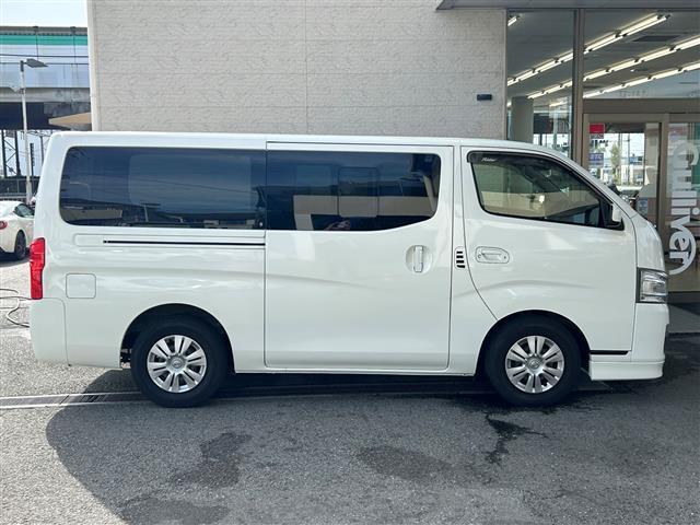 ＮＶ３５０キャラバンバン ライダー　プレミアムＧＸ　／純正ディーラーナビ（ＣＤ／ＤＶＤ／ＢＴ／フルセグＴＶ）／バックカメラ／両側イージー／クローザードア／ＡＵＴＯライト／ＥＴＣ／フロアマット／ドアバイザー／スマートキー／スペアキー／保証書／（6枚目）