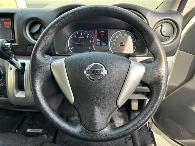 ＮＶ３５０キャラバンバン ライダー　プレミアムＧＸ　／純正ディーラーナビ（ＣＤ／ＤＶＤ／ＢＴ／フルセグＴＶ）／バックカメラ／両側イージー／クローザードア／ＡＵＴＯライト／ＥＴＣ／フロアマット／ドアバイザー／スマートキー／スペアキー／保証書／（34枚目）