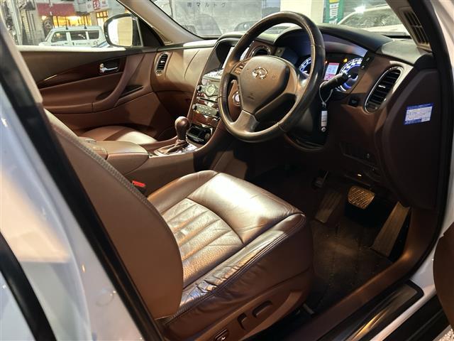 スカイラインクロスオーバー 370GT FOUR タイプP(23枚目)