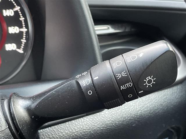 アルファード 2.5S タイプゴールド サンルーフ/純正ディスプレイオーディオ/純正フリップダウンモニター/CD/DVD/BT/USB/フルセグTV/バックカメラ/ETC/両側パワースライドドア/衝突軽減ブレーキ/レーダークルコン(13枚目)