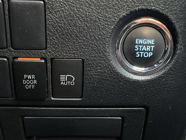 アルファード 2.5S タイプゴールド サンルーフ/純正ディスプレイオーディオ/純正フリップダウンモニター/CD/DVD/BT/USB/フルセグTV/バックカメラ/ETC/両側パワースライドドア/衝突軽減ブレーキ/レーダークルコン(18枚目)