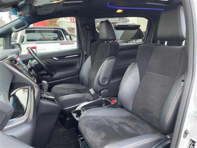 アルファード 2.5S タイプゴールド サンルーフ/純正ディスプレイオーディオ/純正フリップダウンモニター/CD/DVD/BT/USB/フルセグTV/バックカメラ/ETC/両側パワースライドドア/衝突軽減ブレーキ/レーダークルコン(25枚目)