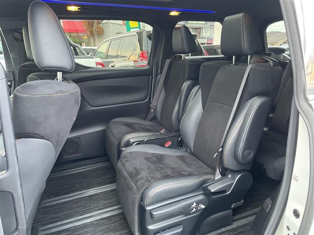 アルファード 2.5S タイプゴールド サンルーフ/純正ディスプレイオーディオ/純正フリップダウンモニター/CD/DVD/BT/USB/フルセグTV/バックカメラ/ETC/両側パワースライドドア/衝突軽減ブレーキ/レーダークルコン(28枚目)