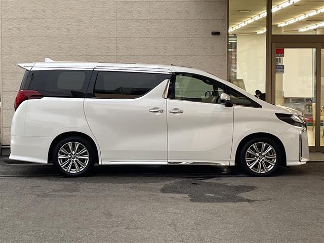 アルファード 2.5S タイプゴールド サンルーフ/純正ディスプレイオーディオ/純正フリップダウンモニター/CD/DVD/BT/USB/フルセグTV/バックカメラ/ETC/両側パワースライドドア/衝突軽減ブレーキ/レーダークルコン(31枚目)