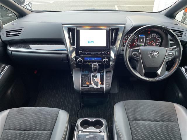 アルファード 2.5S タイプゴールド サンルーフ/純正ディスプレイオーディオ/純正フリップダウンモニター/CD/DVD/BT/USB/フルセグTV/バックカメラ/ETC/両側パワースライドドア/衝突軽減ブレーキ/レーダークルコン(42枚目)