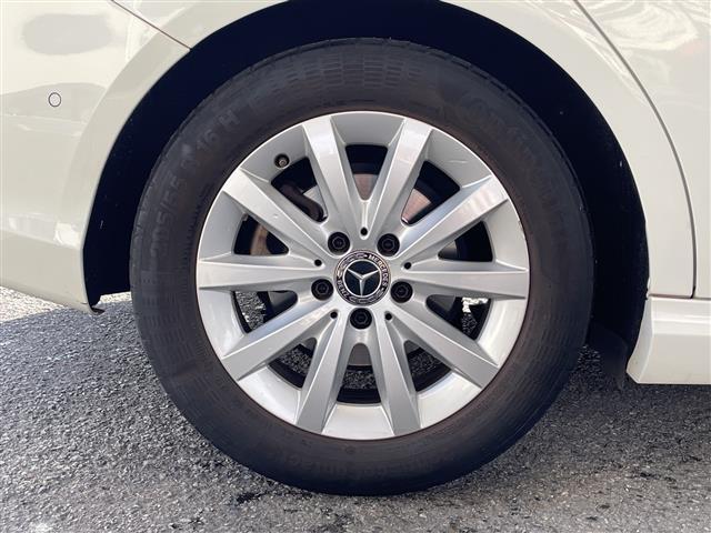 Ｂクラス Ｂ１８０　／純正メーカーナビ（ＣＤ／ＤＶＤ／ＢＴ）／バックカメラ／ＬＥＤヘッドライト／ＡＵＴＯライト／パドルシフト／レーダークルーズコントロール／クリアランスソナー／前席シートヒーター／ＥＴＣ（41枚目）