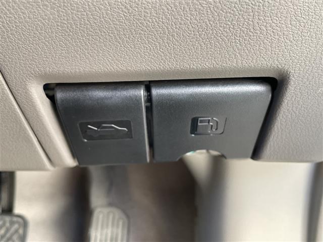 マーチ ボレロ　／純正ディーラーナビ（ＣＤ／ＢＴ／フルセグＴＶ）／バックカメラ／ＥＴＣ／アイドリングストップ／社外ＬＥＤヘッドライト／ＡＵＴＯライト／スマートキー／スペアキー／保証書／取扱説明書（15枚目）