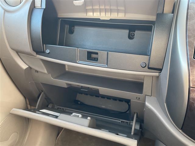 マーチ ボレロ　／純正ディーラーナビ（ＣＤ／ＢＴ／フルセグＴＶ）／バックカメラ／ＥＴＣ／アイドリングストップ／社外ＬＥＤヘッドライト／ＡＵＴＯライト／スマートキー／スペアキー／保証書／取扱説明書（17枚目）