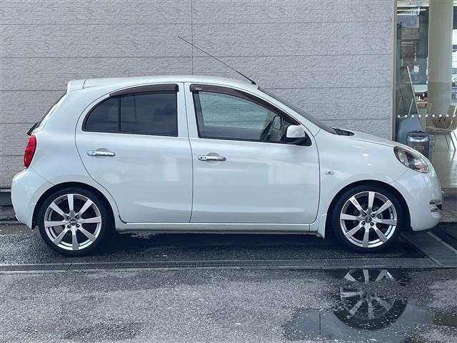 マーチ ボレロ　／純正ディーラーナビ（ＣＤ／ＢＴ／フルセグＴＶ）／バックカメラ／ＥＴＣ／アイドリングストップ／社外ＬＥＤヘッドライト／ＡＵＴＯライト／スマートキー／スペアキー／保証書／取扱説明書（24枚目）