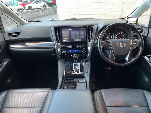 アルファード 2.5S Cパッケージ /ワンオーナー/純正メーカーナビ(CD/DVD/BT/フルセグTV)/JBLプレミアムサラウンドシステム/リアエンターテイメントシステム/全方位カメラ/デジタルインナーミラー/Wサンルーフ(34枚目)