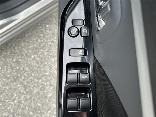 ワゴンＲスティングレー Ｘ（13枚目）