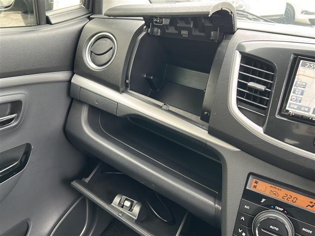 ワゴンＲスティングレー Ｘ（14枚目）