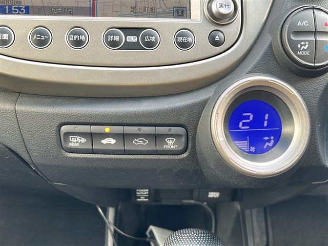 フィットハイブリッド ナビプレミアムセレクション（13枚目）