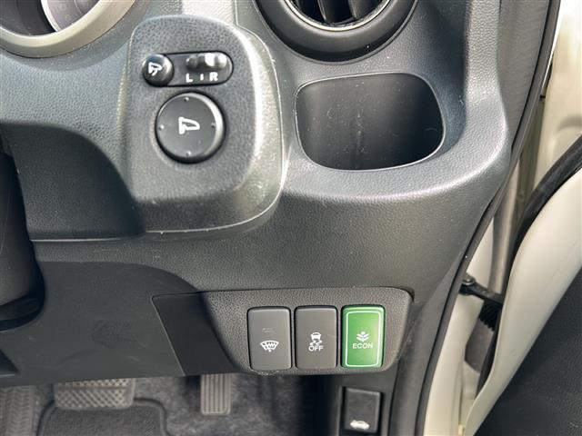 フィットハイブリッド ナビプレミアムセレクション（16枚目）