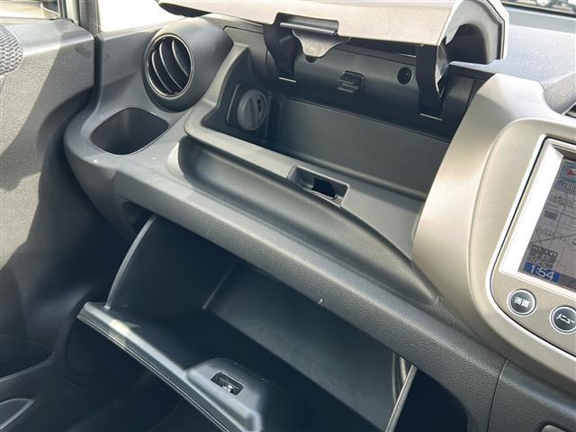 フィットハイブリッド ナビプレミアムセレクション（17枚目）