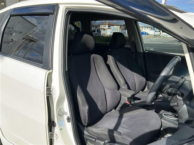 フィットハイブリッド ナビプレミアムセレクション（19枚目）