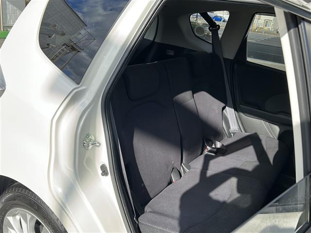 フィットハイブリッド ナビプレミアムセレクション（21枚目）