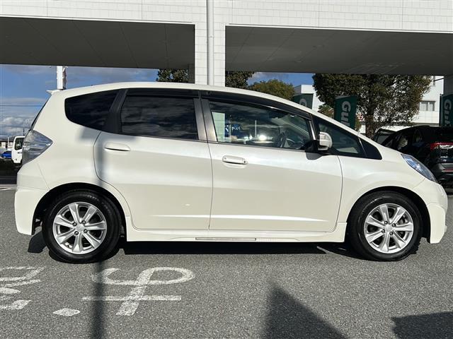 フィットハイブリッド ナビプレミアムセレクション（35枚目）