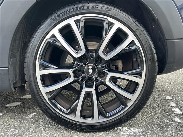 ＭＩＮＩ クーパーＳ　プッシュスタート　パーキングアシス　アイドリングストップ　ＭＴモード　クルーズコントロール　ＥＴＣ　純正ドライブレコーダー前後　社外フロアマット　純正アルミホイール　レザーシート（41枚目）