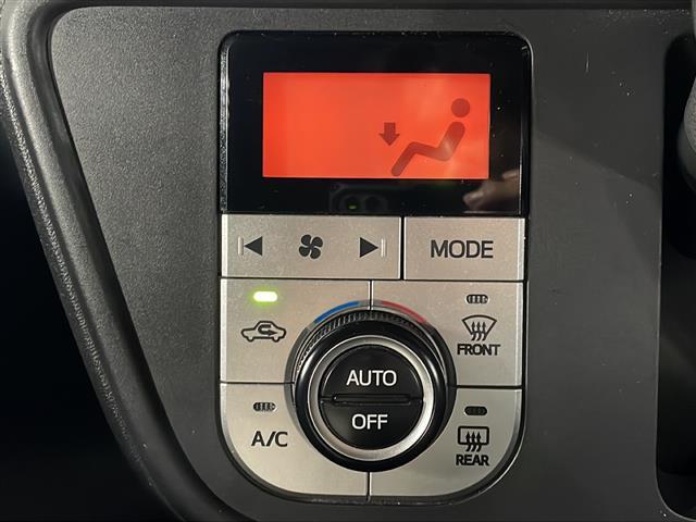 気になる車はすぐにお問い合わせください!画面右側の0066から始まる無料ダイヤルからお問い合わせ下さい!専門スタッフがお車のご質問にお答えいたします!