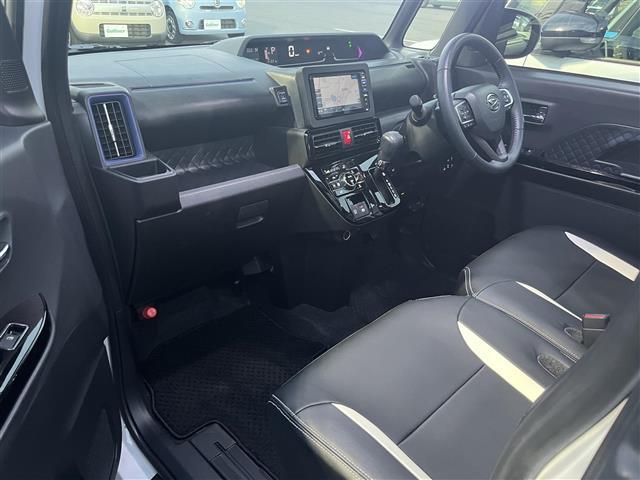 タント カスタムRSスタイルセレクション 禁煙車/純正ナビ/CD/DVD/フルセグTV/Bluetooth/USB/全方位カメラ/追従クルーズコントロール/両側パワースライドドア/シートヒーター/LEDヘッドライト/前後ドライブレコーダー(20枚目)