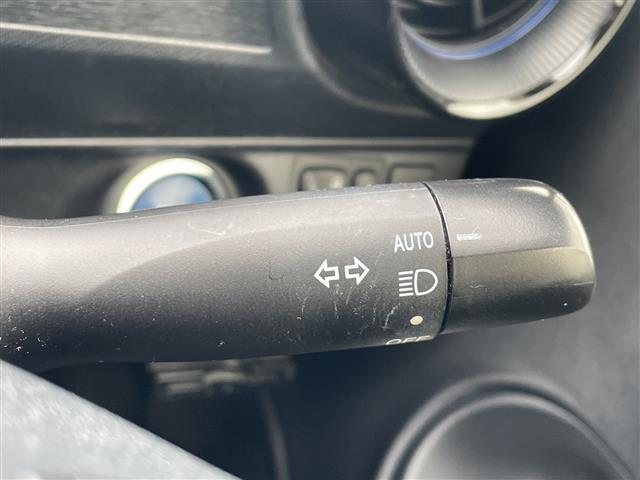 アクア S 純正SDナビ(AM/FM/CD/DVD/フルセグTV/Bluetooth接続) バックカメラ ドライブレコーダー(F/R) 純正フロアマット ステアリングリモコンアダプター レーダー探知機 ETC(10枚目)