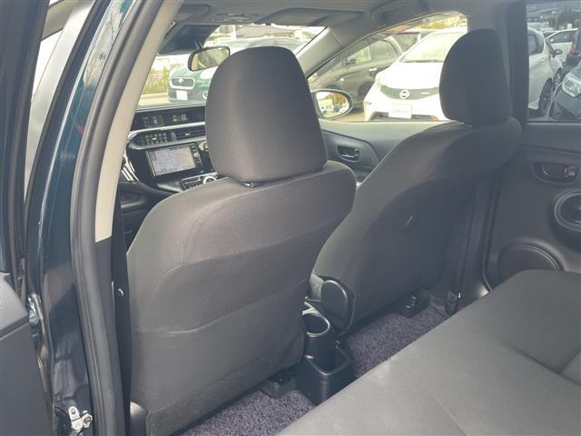 アクア S 純正SDナビ(AM/FM/CD/DVD/フルセグTV/Bluetooth接続) バックカメラ ドライブレコーダー(F/R) 純正フロアマット ステアリングリモコンアダプター レーダー探知機 ETC(26枚目)