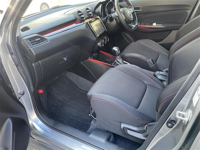スイフトスポーツ ベースグレード ☆純正ナビ(AM/FM/CD/DVD/SD/USB/Bluetooth/フルセグTV)☆クルーズコントロール追従あり☆パドルシフト☆横滑り防止☆衝突軽減ブレーキ☆レーンキープ☆シートヒー(5枚目)