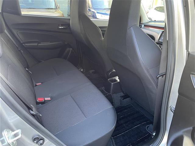 スイフトスポーツ ベースグレード ☆純正ナビ(AM/FM/CD/DVD/SD/USB/Bluetooth/フルセグTV)☆クルーズコントロール追従あり☆パドルシフト☆横滑り防止☆衝突軽減ブレーキ☆レーンキープ☆シートヒー(7枚目)