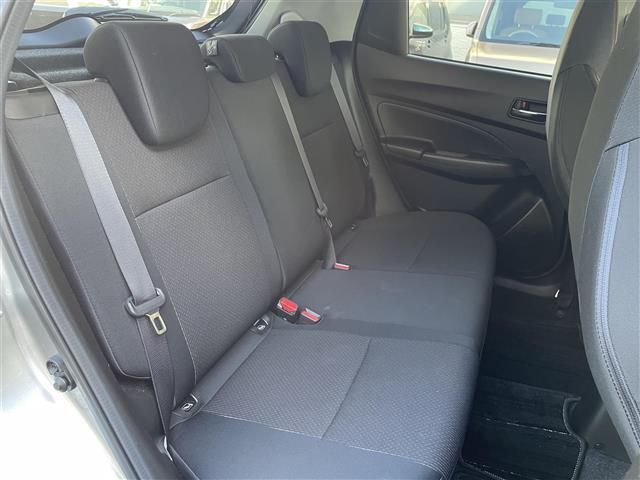 スイフトスポーツ ベースグレード ☆純正ナビ(AM/FM/CD/DVD/SD/USB/Bluetooth/フルセグTV)☆クルーズコントロール追従あり☆パドルシフト☆横滑り防止☆衝突軽減ブレーキ☆レーンキープ☆シートヒー(8枚目)