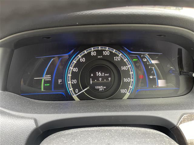 アコードハイブリッド LX 純正ディーラーナビ・Bluetooth・フルセグTV・CD/DVD・AM/FM・USB・AUXクルーズコントロール・ハンズフリー・横滑り防止システム・オートライト・ビルトインETC・スペアキー(12枚目)