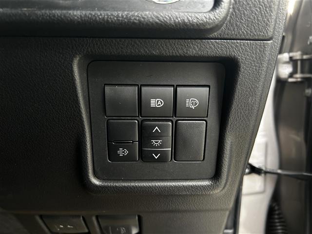 ランドクルーザープラド ＴＺ－Ｇ　ワンオーナー・純正ナビ・ＡＭ／ＦＭ・ＵＳＢ・ミラーキャスト・Ｂｌｕｅｔｏｏｔｈ・クルーズコントロール・レーンキープ・パドルシフト・ハンズフリー・オートライト・オートマチックハイビーム・電動格納ミラー（17枚目）