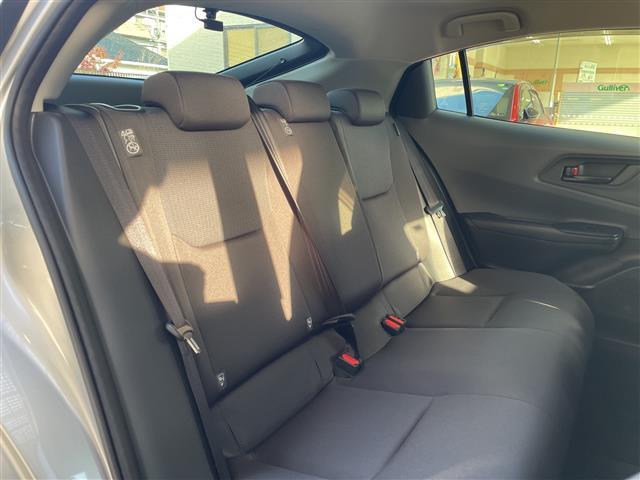 プリウス Ｘ　・純正ナビ・ＡＭ／ＦＭ・ＴＶ（フルセグ）・ＵＳＢ・Ｂｌｕｅｔｏｏｔｈ・Ｍｉｒａｃａｓｔ・レーンキープアシスト・クルーズコントロール・ハンズフリー・ＥＴＣ２．０・オートライト（8枚目）