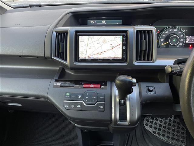 ステップワゴン Ｌ　☆純正ナビ（ＡＭ／ＦＭ／ＣＤ／ＤＶＤ／ＵＳＢ／フルセグＴＶ）☆フリップダウンモニター☆パーキングアシスト☆純正フロアマット☆ドライブレコーダー前（ＳＤ無し）☆オートライト☆フォグランプ（15枚目）