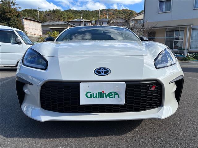 GR86 RZ ・純正ナビ・Bluetooth・TV(フルセグ)・AM/FM・USB・iPod・SD・DISC・ハンズフリー・クルーズコントロール・オートライト・電動格納ミラー・横すべり防止(16枚目)