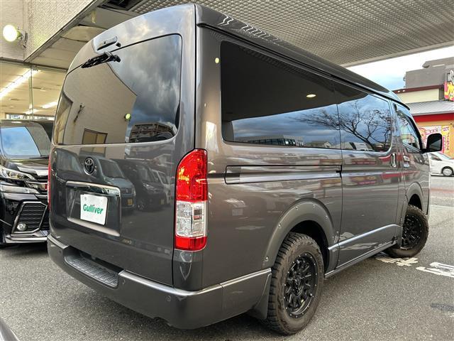 ハイエースバン スーパーＧＬ　ダークプライムＩＩ　【ワンオーナー】☆登録時距離１５１８８ｋｍ！！！！☆純正ナビ／フルセグＴＶ／ＣＤ／ＤＶＤ／ＢＴＡ／ＳＤ☆全方位カメラ☆前席社外レカロシート☆両側パワースライドドア☆ベッドキット☆クルー（31枚目）