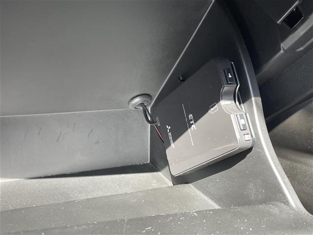 ５００Ｘ クロス　Ｕｃｏｎｎｅｃｔ　ＣａｒＰｌａｙ　ＡＣＣ　　レーンキープ　黒革シート　ＰＷシート　シートヒーター　ＬＥＤヘッドライト　パークセンサー　バックカメラ　ＵＳＢ　ルーフレール　純正前後ドライブレコーダー（35枚目）