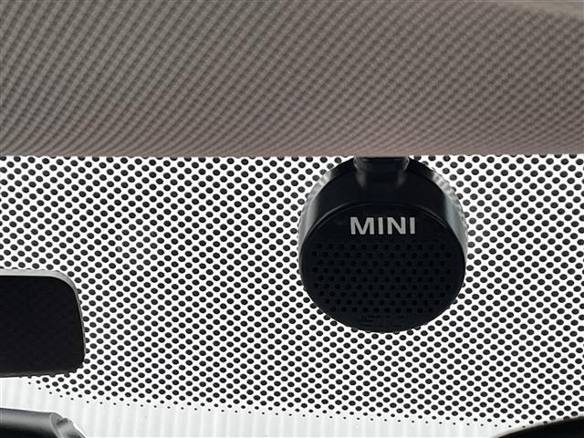 MINI クーパーD サザーク ナビPKG ペッパーPKG 黒革シート シートヒーター MINIエキサイトメントパッケージ レインセンサー 純正ラバーマット 純正ドラレコ アンビエントライト コンパートメントPKG ETC(30枚目)