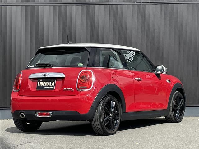 MINI クーパーD サザーク ナビPKG ペッパーPKG 黒革シート シートヒーター MINIエキサイトメントパッケージ レインセンサー 純正ラバーマット 純正ドラレコ アンビエントライト コンパートメントPKG ETC(43枚目)